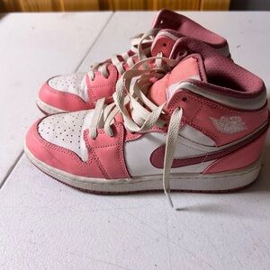 Jordan Kids Sneakers in Pink and White